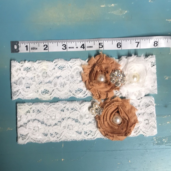 (2) Piece Brides Garter Belt Set - Picture 8 of 8